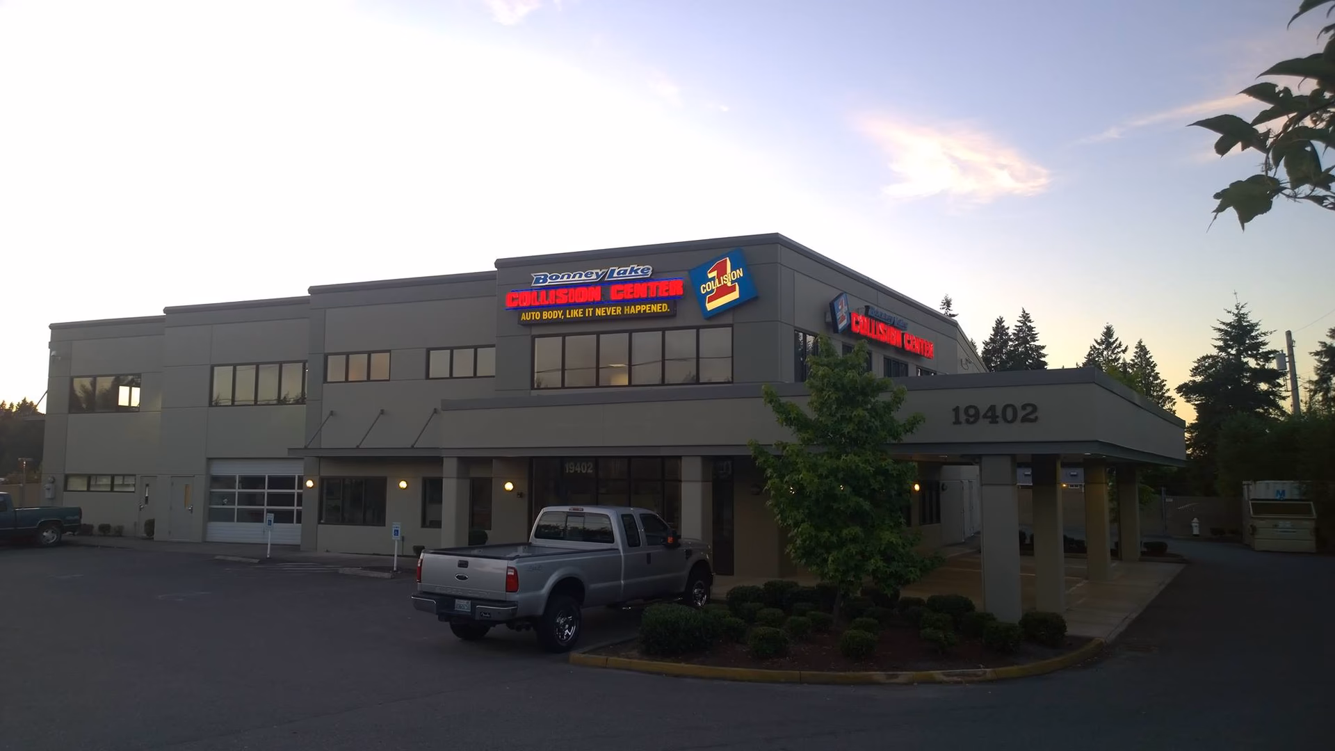 What is Bonney Lake Collision Repair Center?