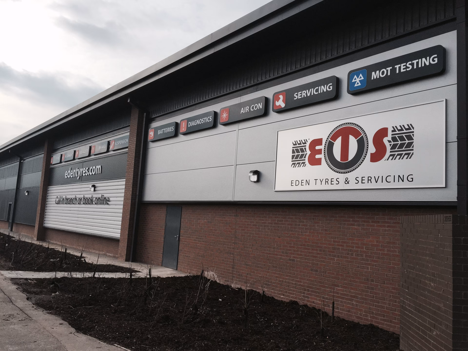 Where can I book An MOT in Burton on Trent?