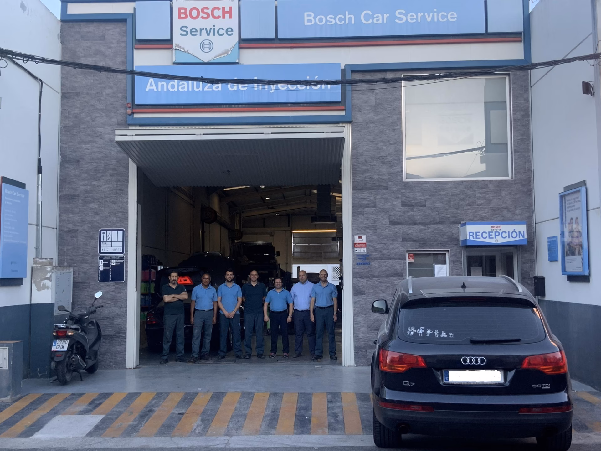¿Qué servicios autorizados ofrece Bosch?