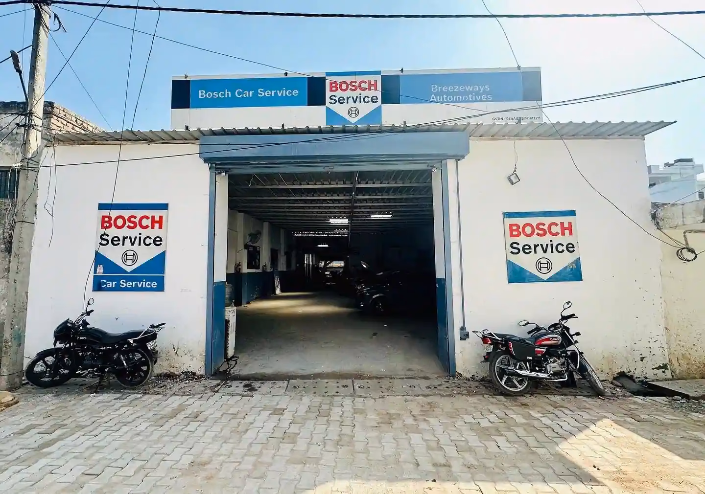 How do I find a Bosch car service?