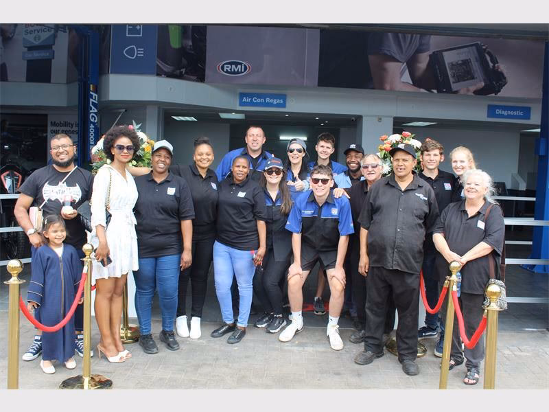 Is the reef Bosch a good service center?