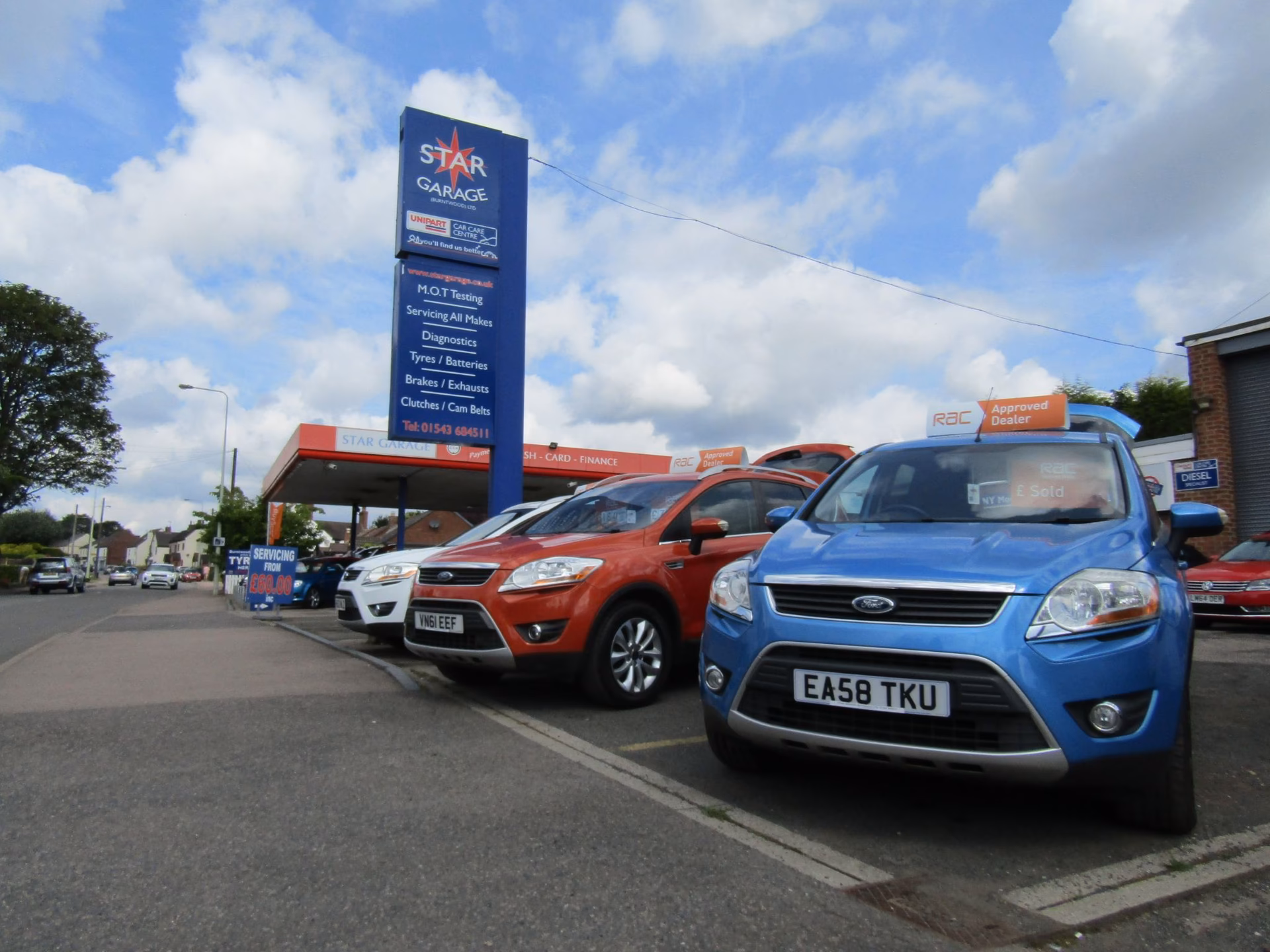 Where is Star Garage (Burntwood) Ltd?