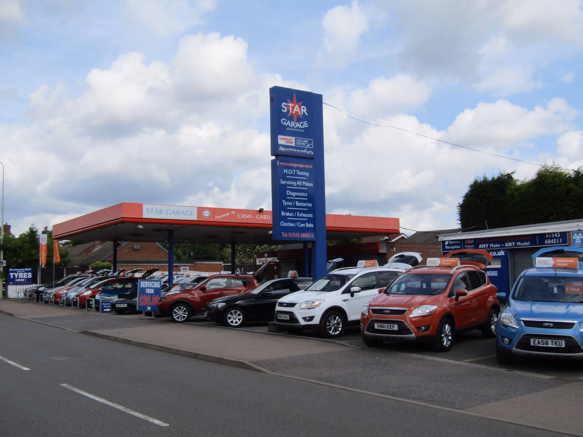 Where is Star Garage (Burntwood) Ltd?