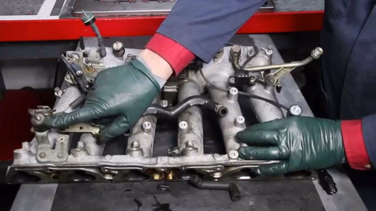 How do you know if a fuel injector is bad?
