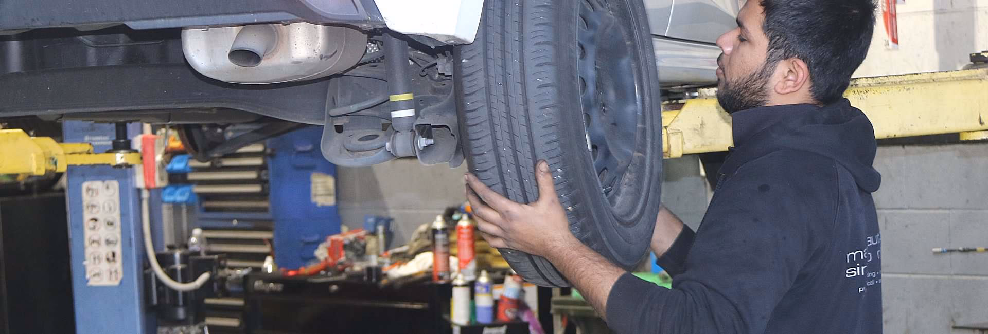 Who is Thomas brakes clutch & tyres?