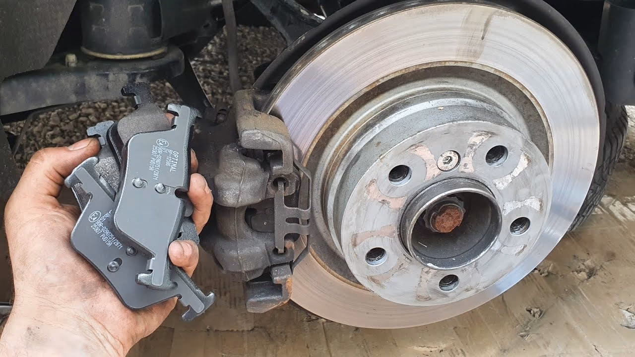 How much does a BMW 328i brake pad cost?