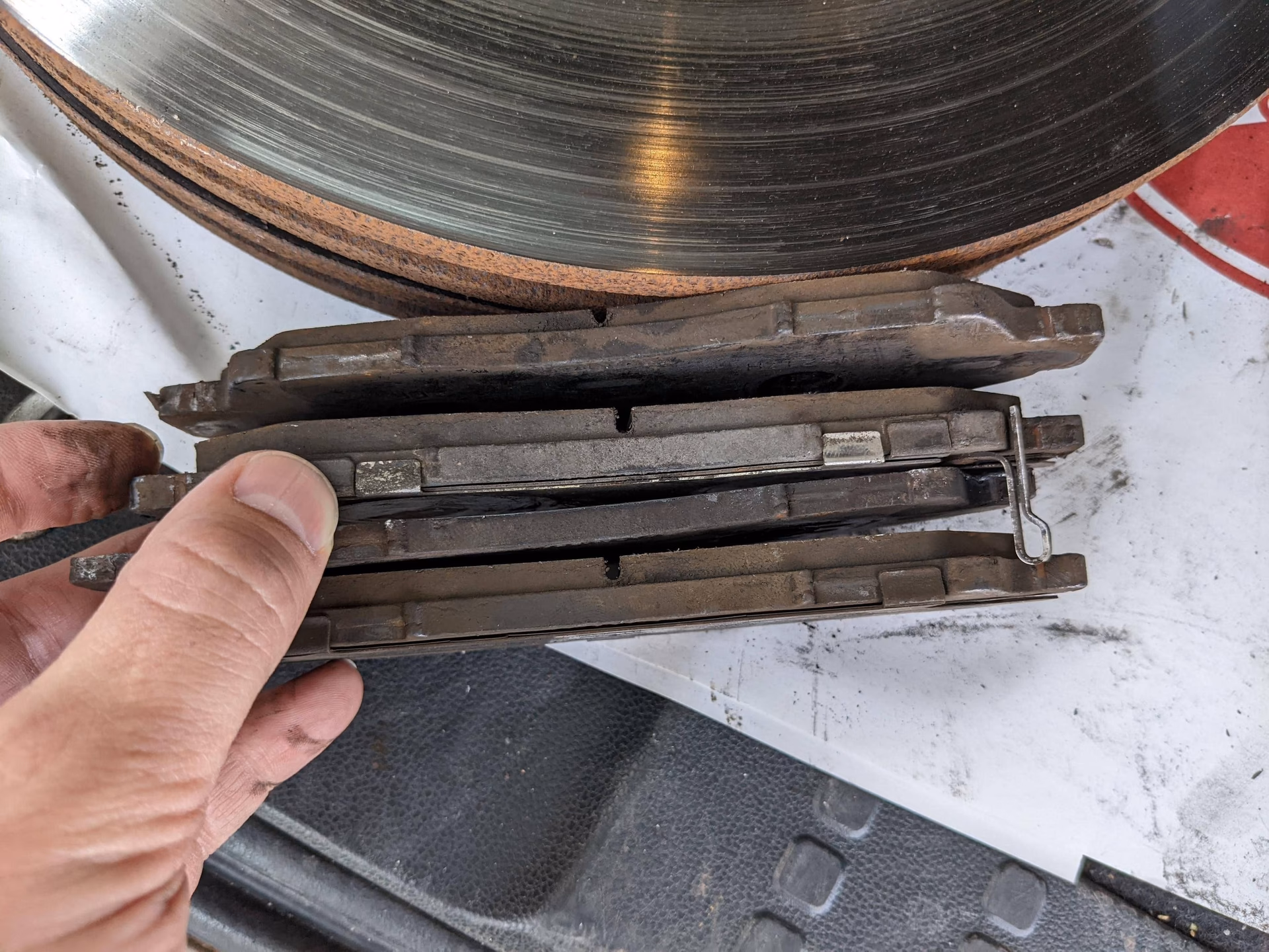 What does 'metal to metal' mean in brakes?