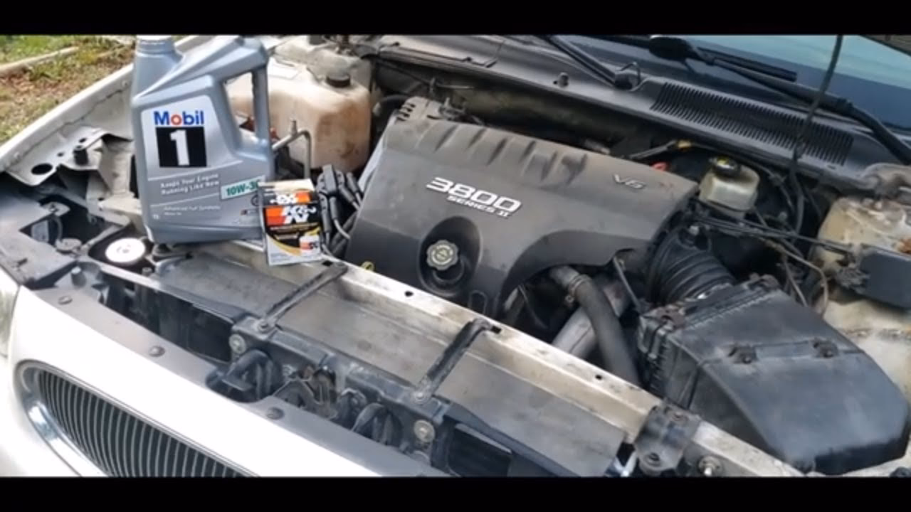 What kind of oil does a Buick Lucerne use?