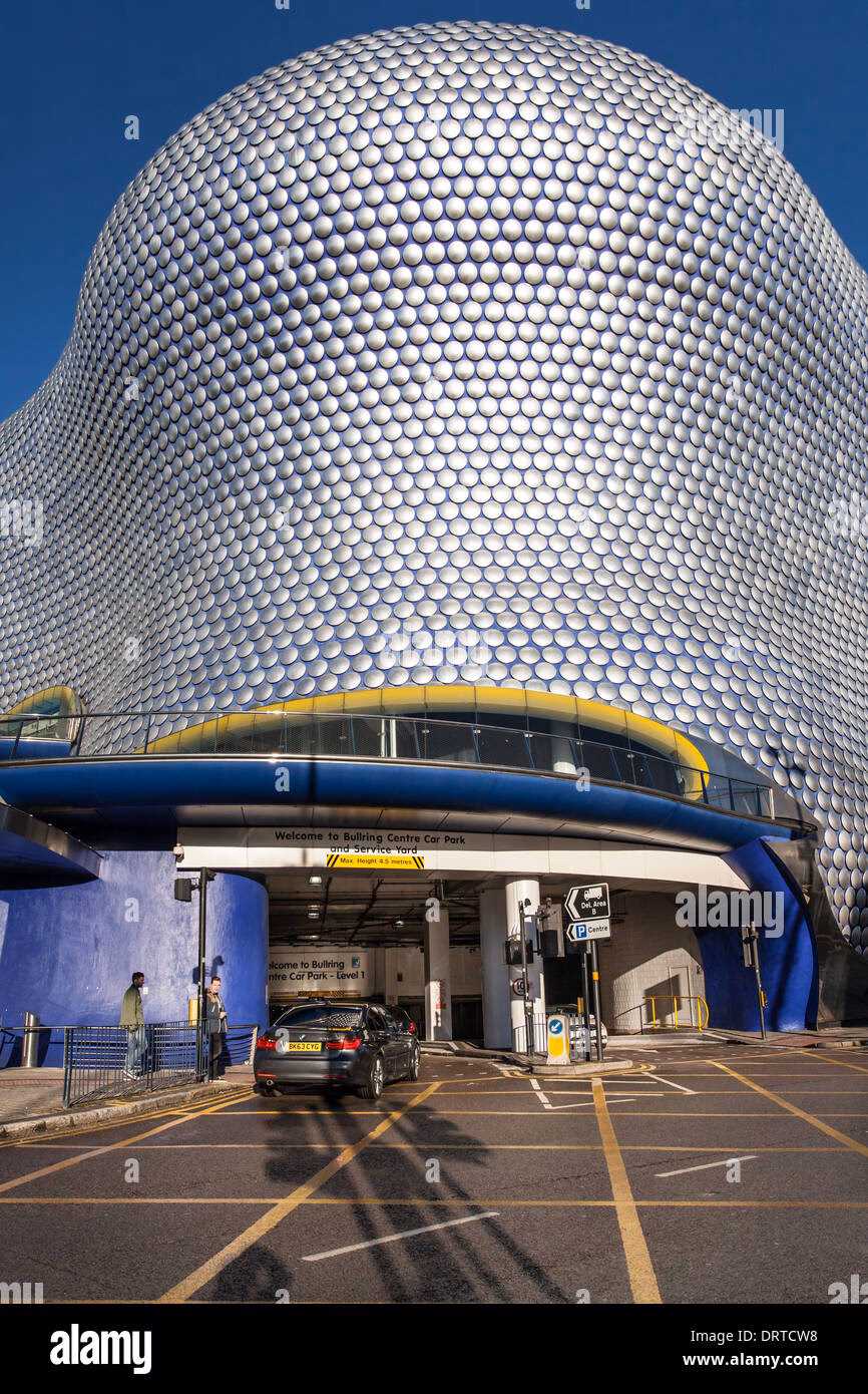 Does bullring have overnight parking?