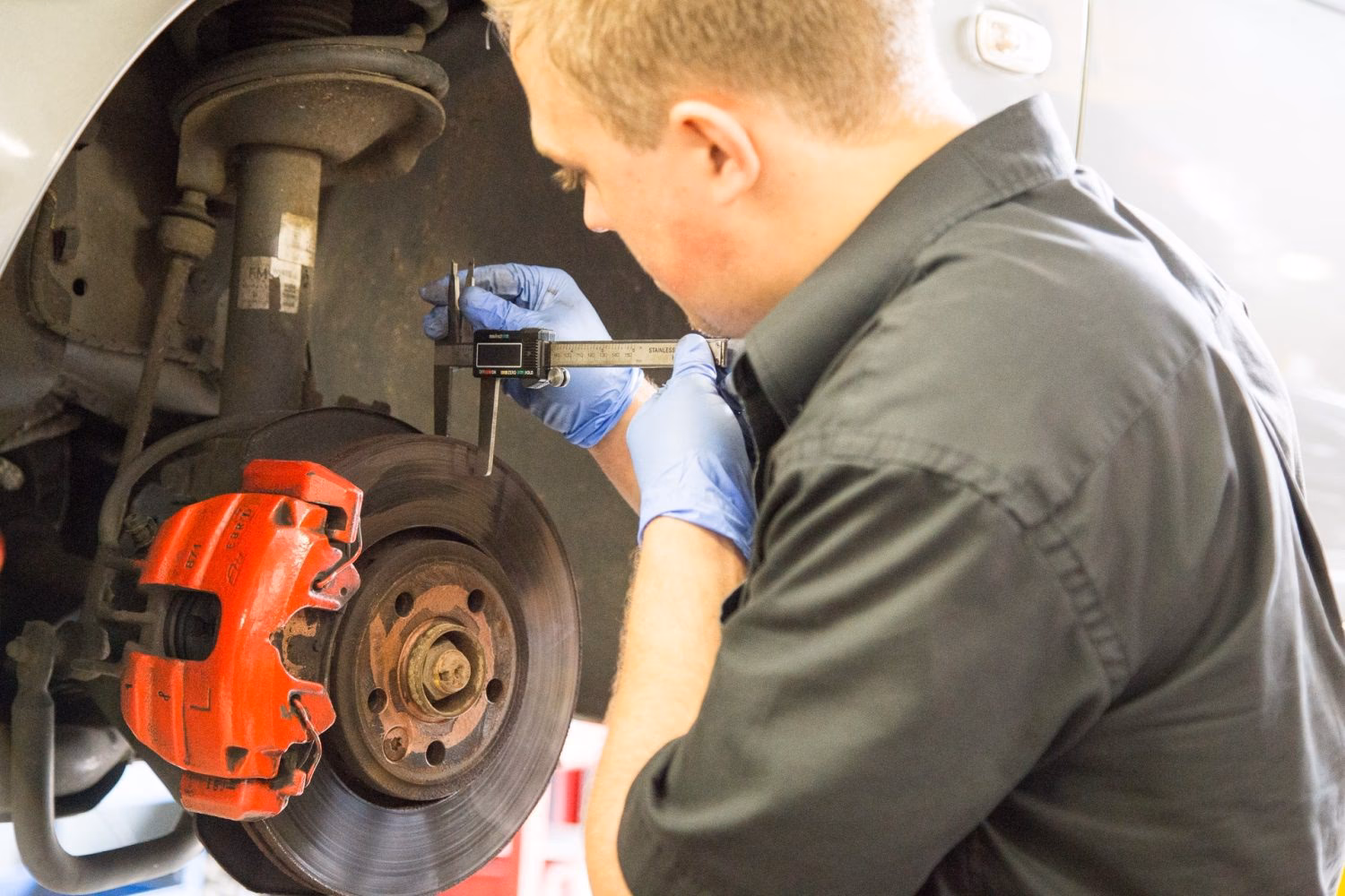 What are the opening hours and delivery times for Letchworth businesses?