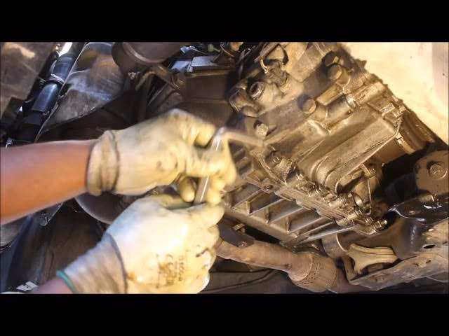 Does the c635ddct transmission have a start/stop feature?