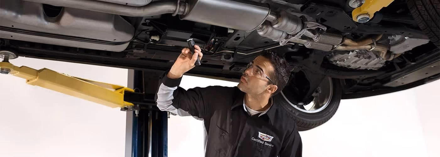 Does Thompson Buick Cadillac GMC offer GM Certified Service?