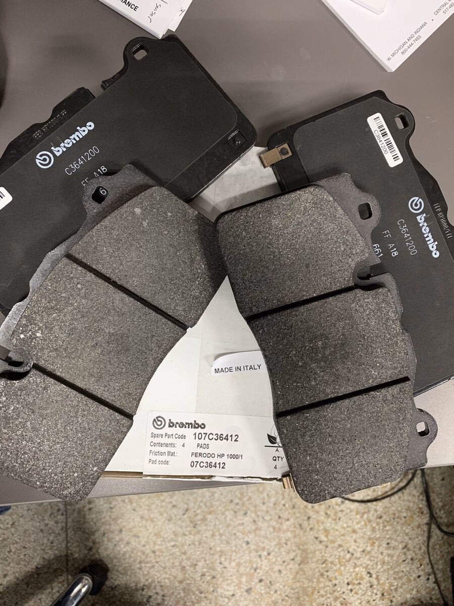 What are the front brakes on a JL-8 Camaro?