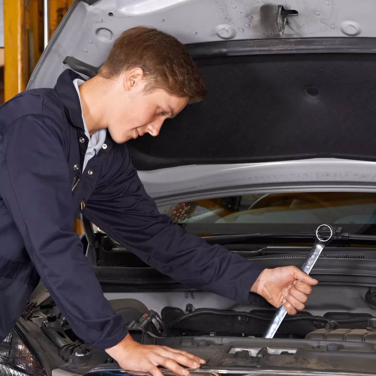 What services does Cam garage Cambridge offer?
