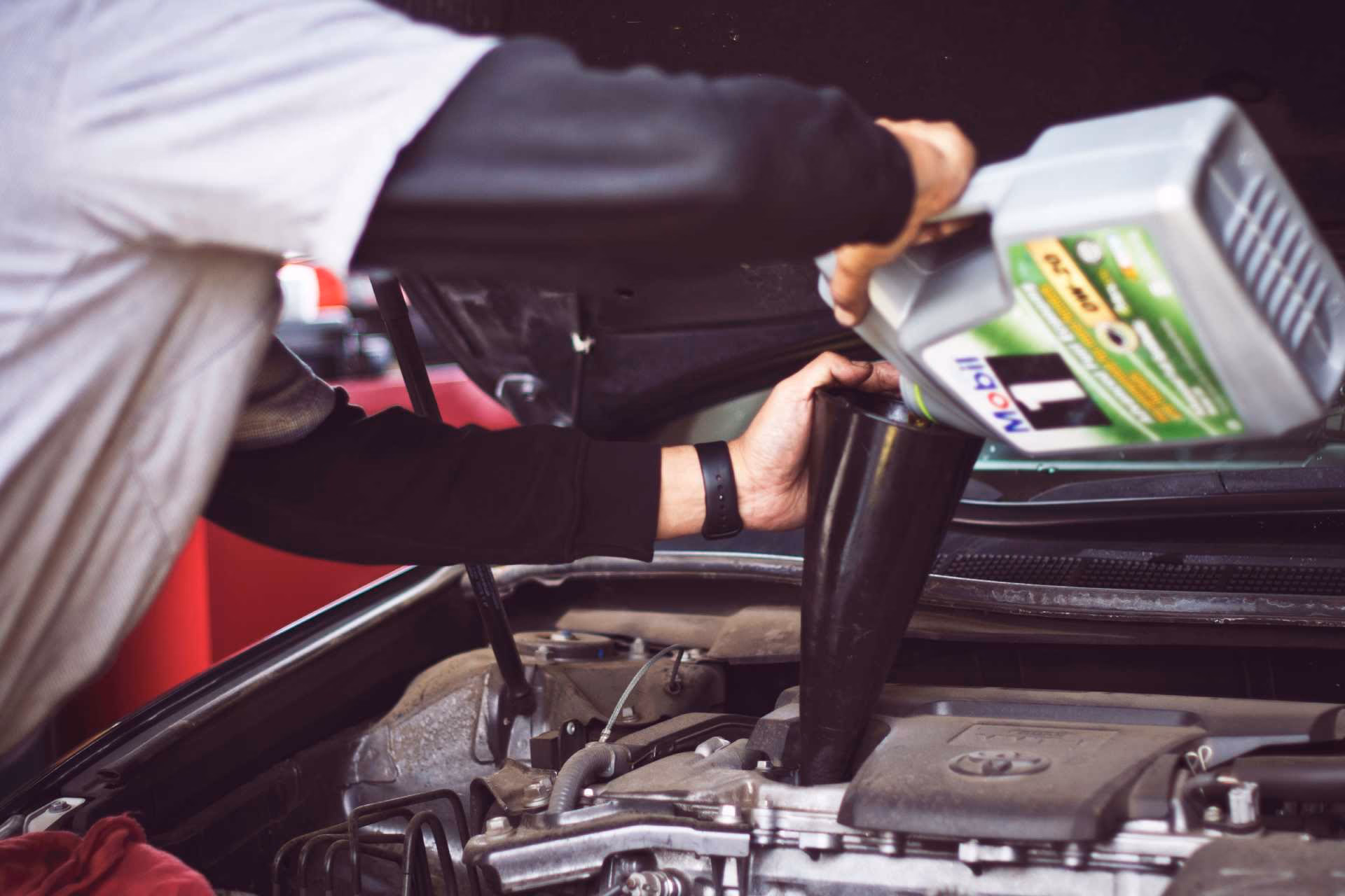 What are the benefits of regular car service?
