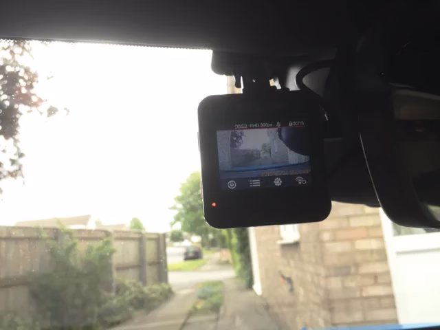 Does a dashcam pass a MOT?