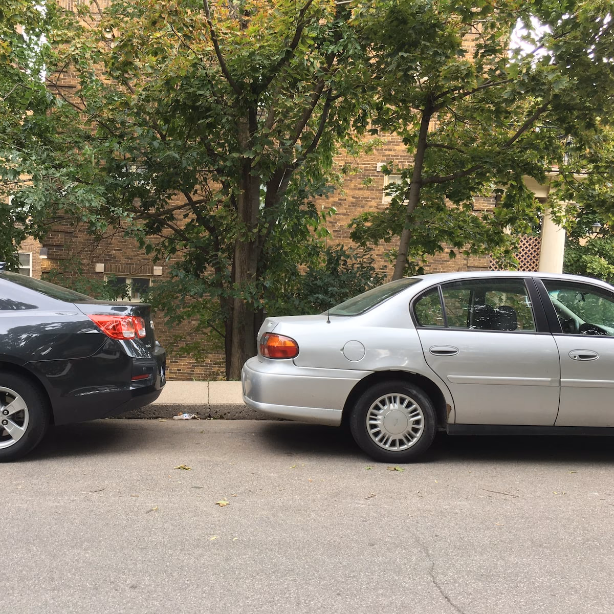 Should you park partially on a pavement?