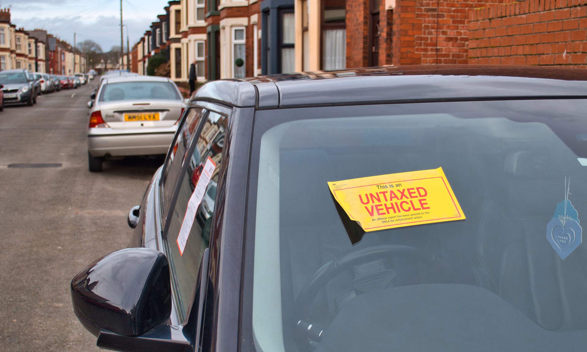 Can a car be taxed without a MOT?