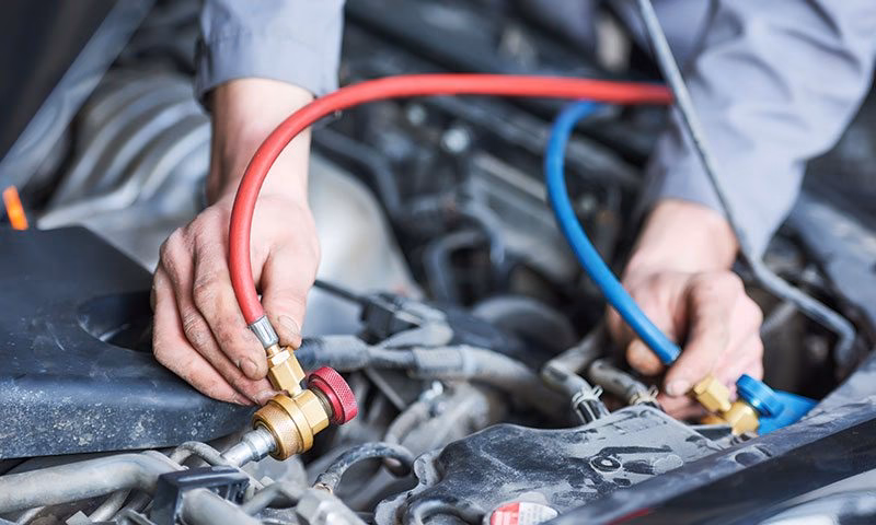 What are people saying about auto repair services in Pensacola?