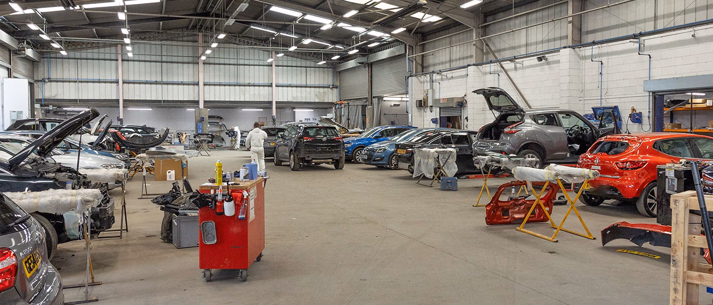 Who is mobile smart repairs Bolton?