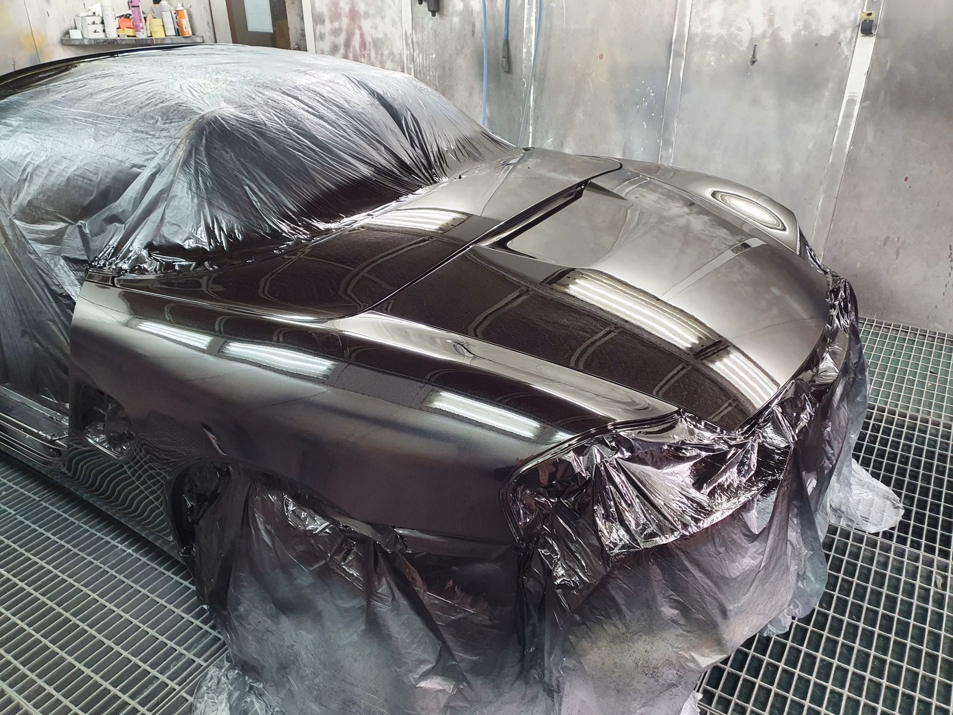 Where can I find expert car repair & refurbishment in Guildford?