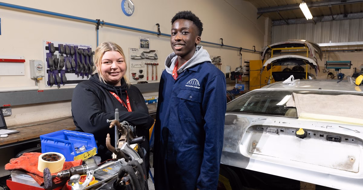 Who is northern accident repair Castleford?