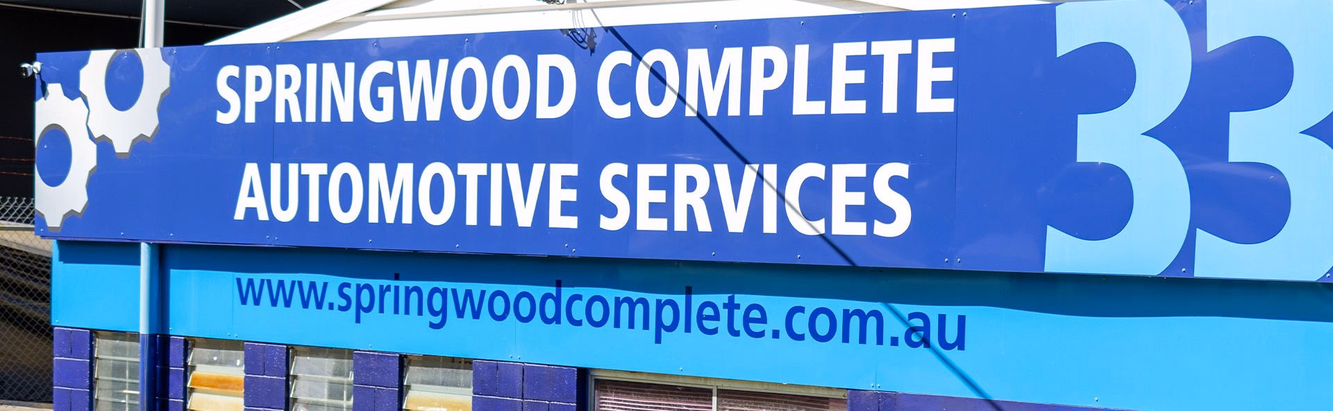 What does an auto air conditioning Springwood specialist do?