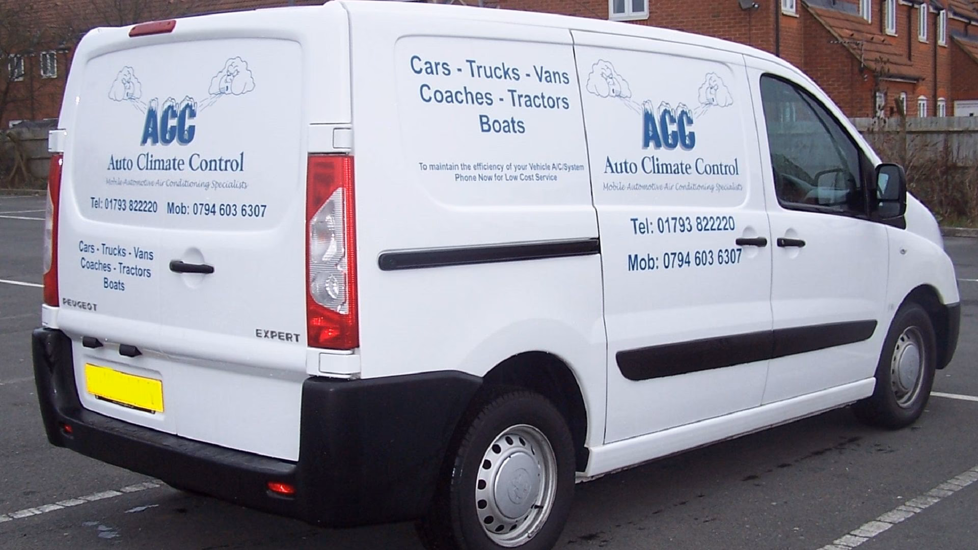 Who is the best car climate control company in Swindon?