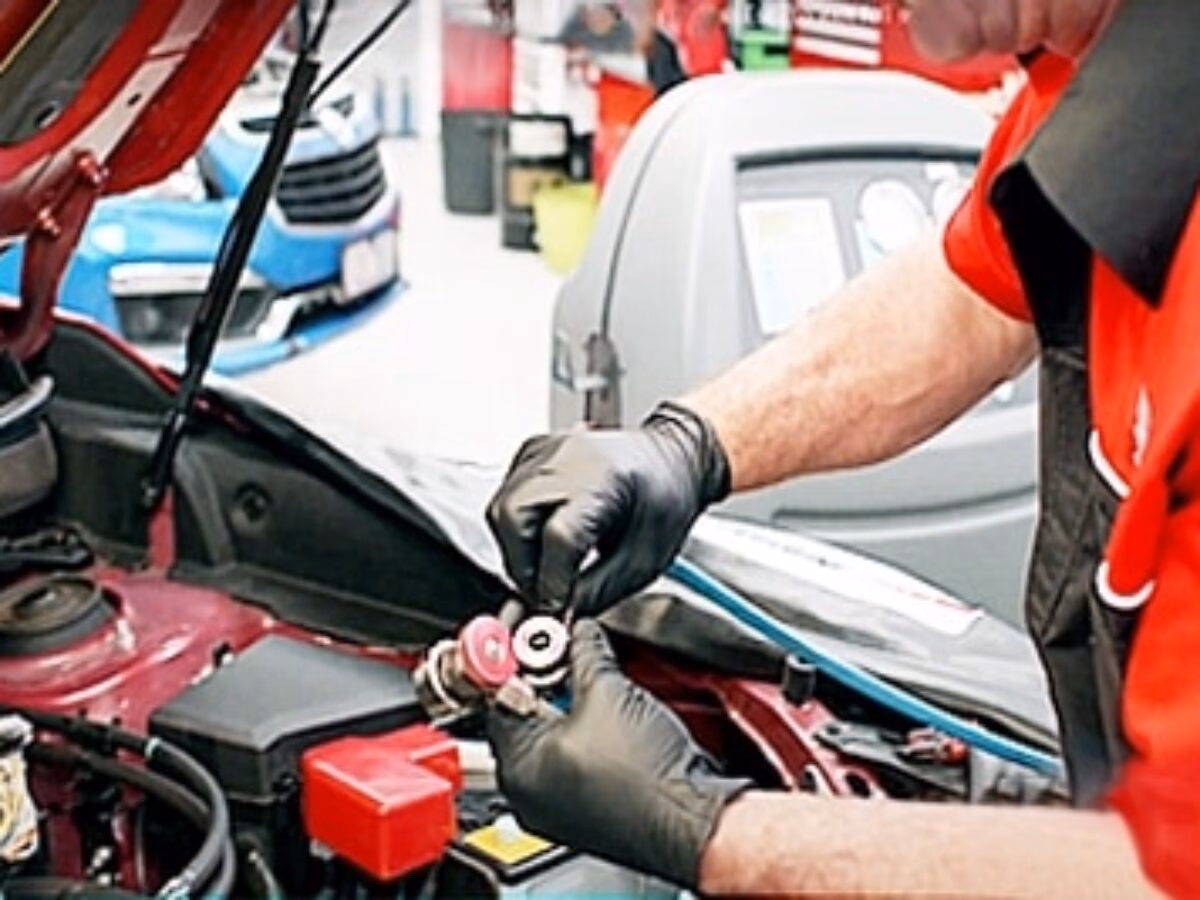 Where can I find an air conditioning specialist in Townsville?