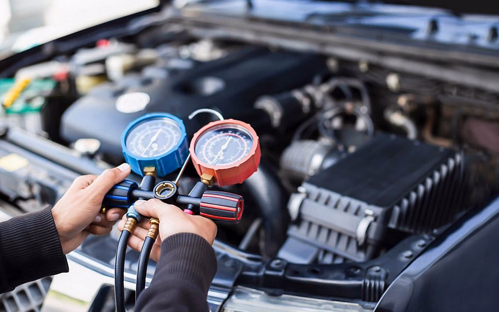 How is air-conditioning provided in Dubai?