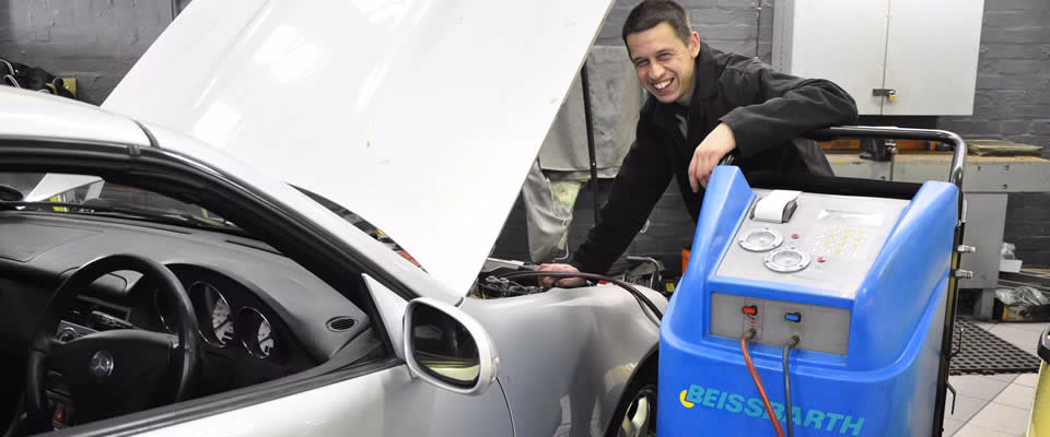 What is aircon regassing?