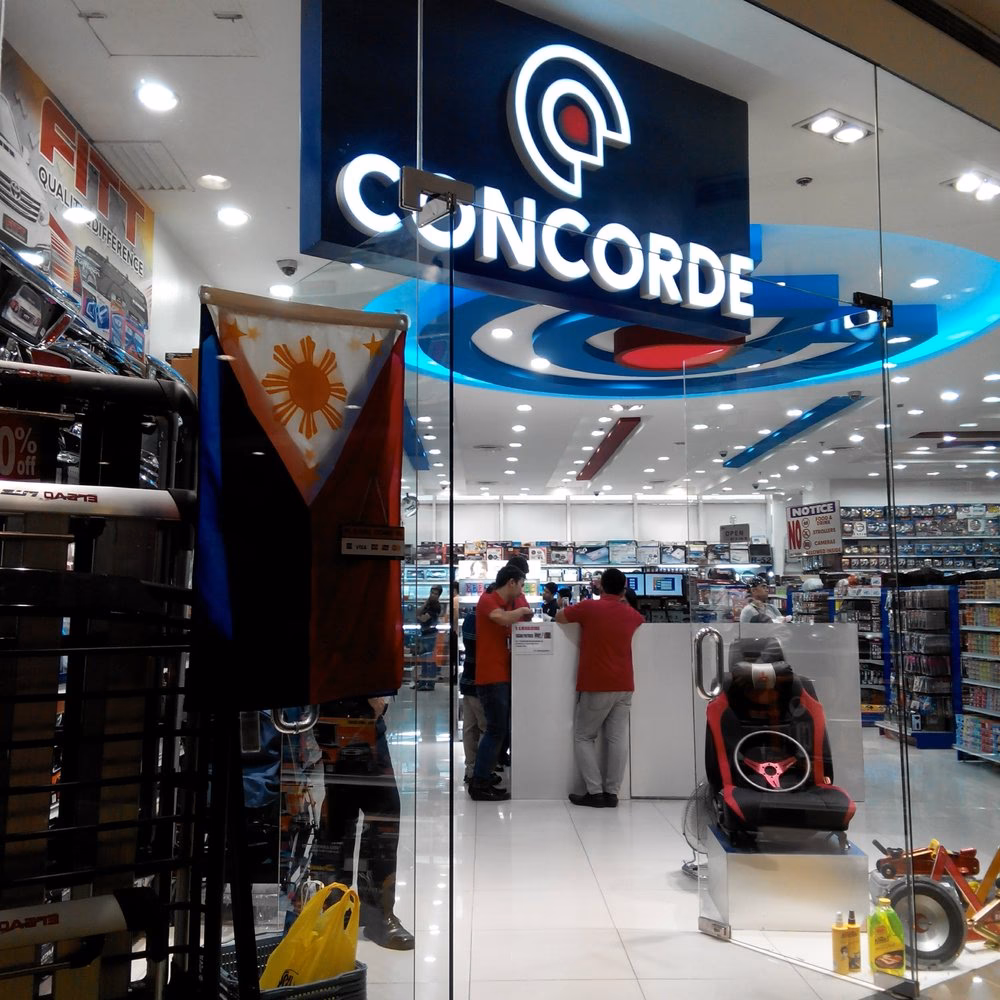 What roads are in Quezon City?