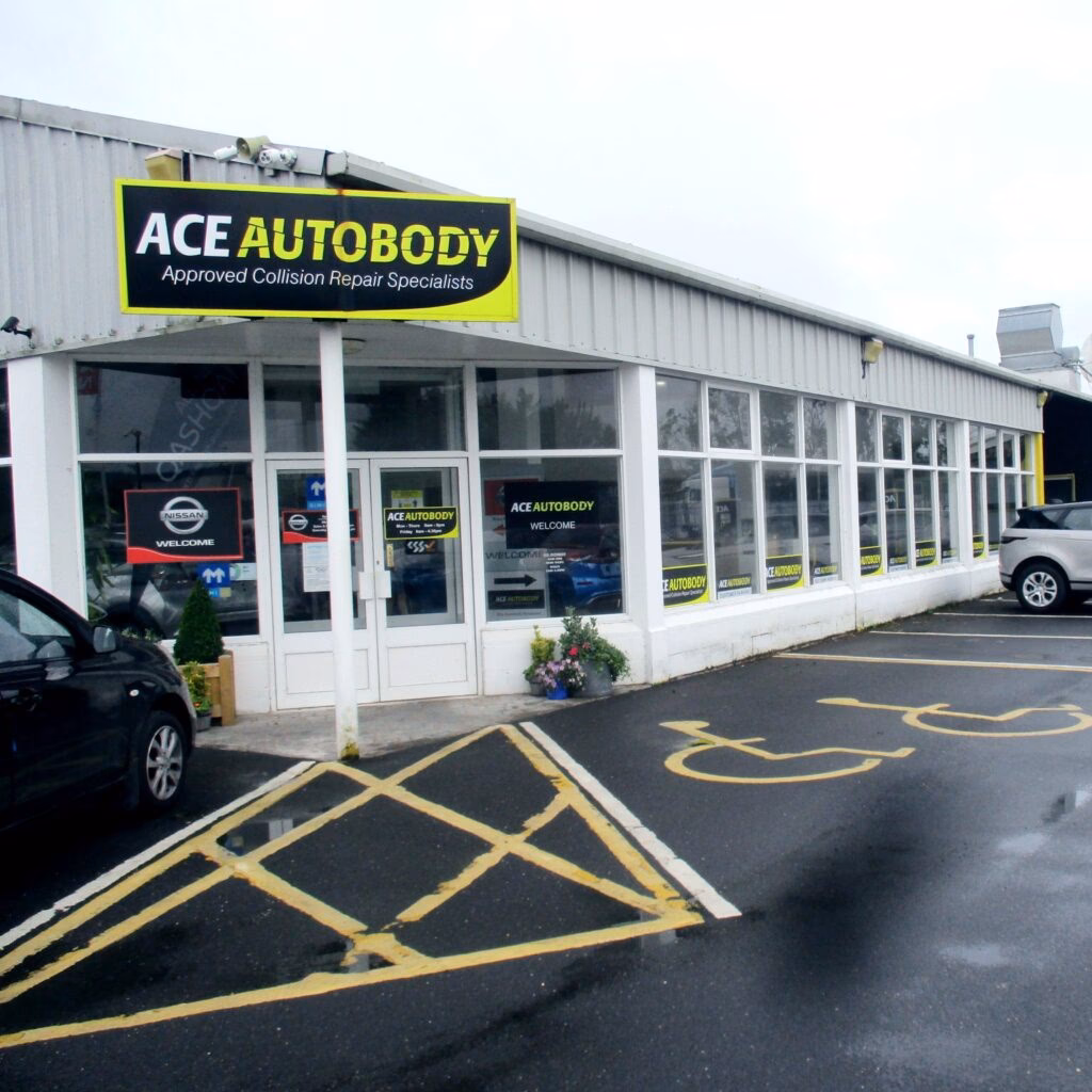 When was Clarke’s garage in Kildare?