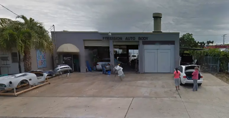 Who is SM autos & body repairs?