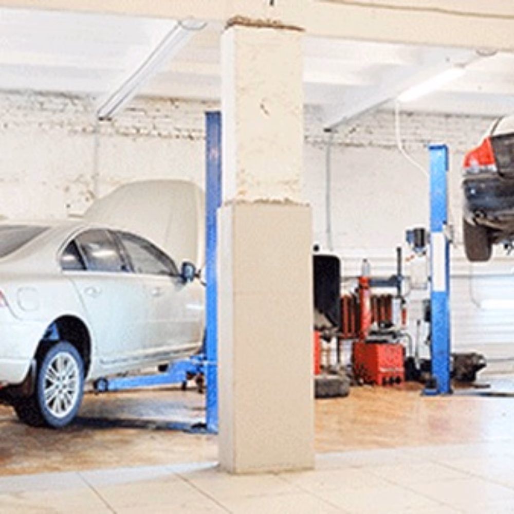 Who are mendadent car body repairs?