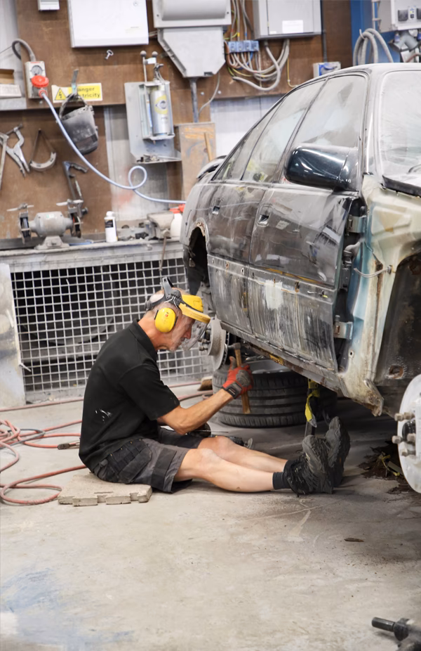 Who are Jamie Taylor vehicle body repairs?