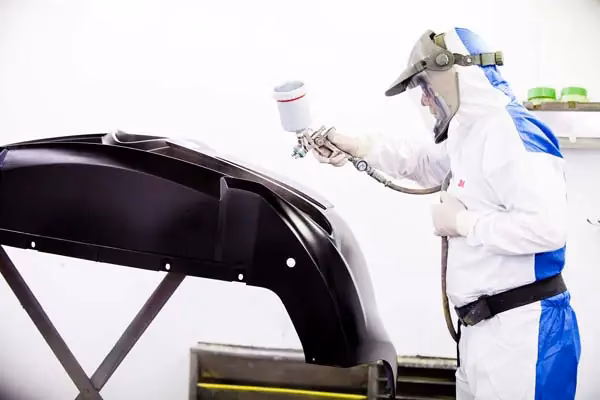 Does Evans autobody offer a full claim and repair service?