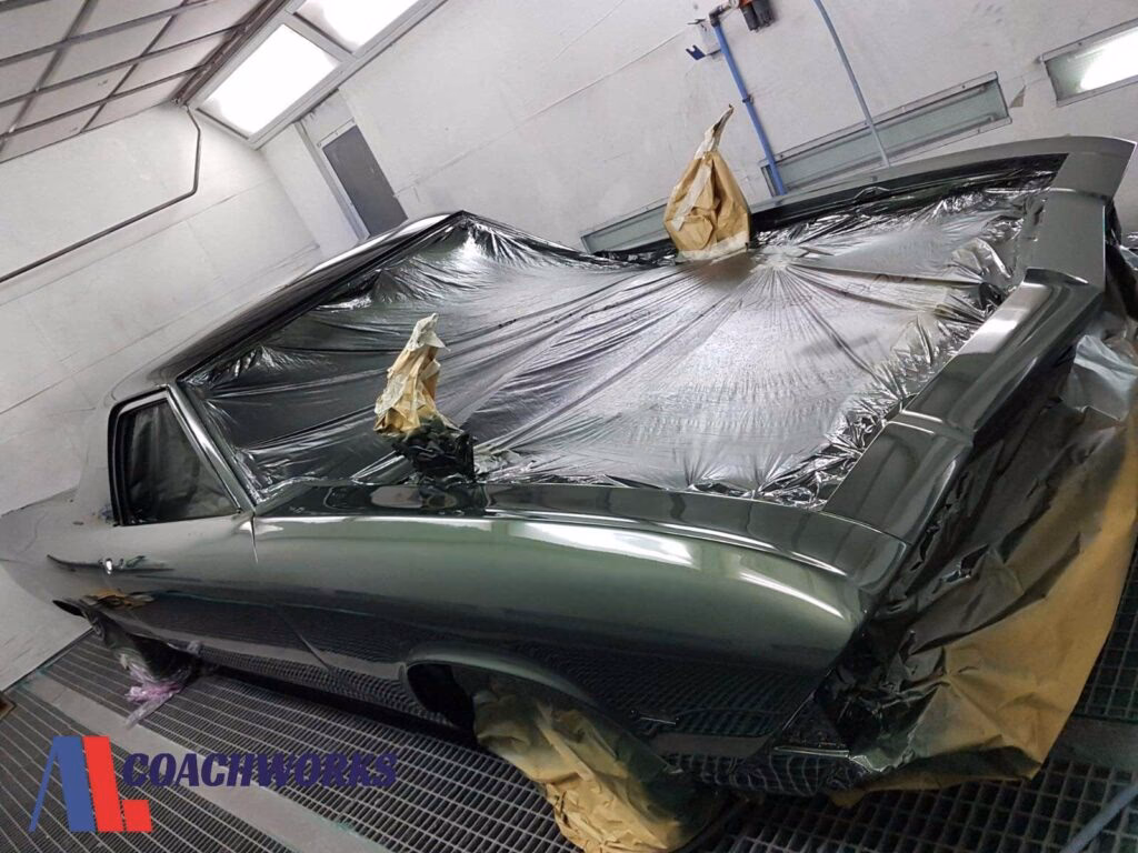 Where can I get a car refinishing service in Hampshire?