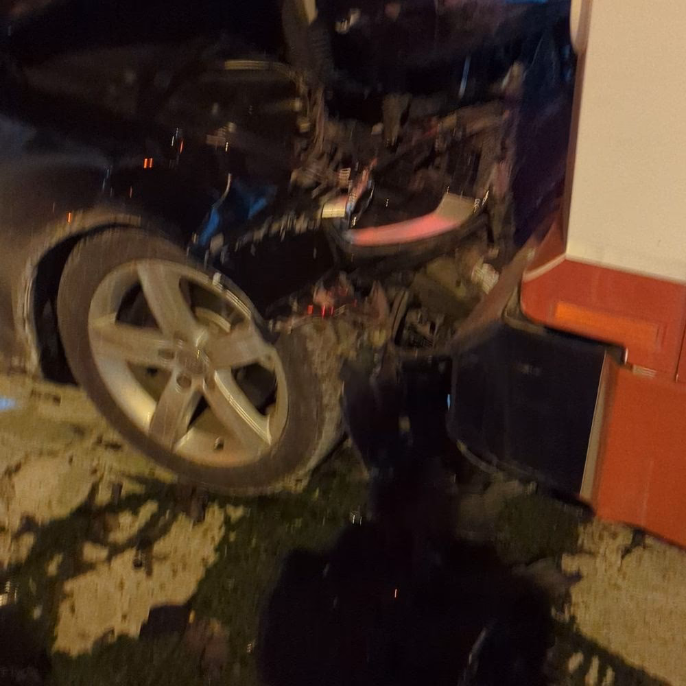 Who is Kitchener autobody Inc?