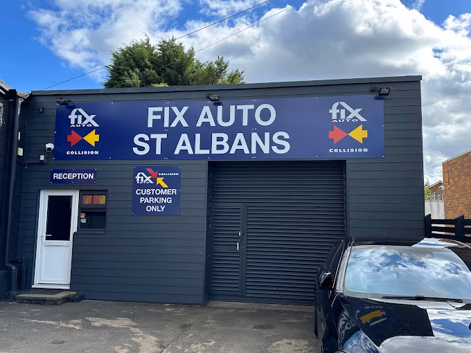 Who is St Albans Car Clinic?
