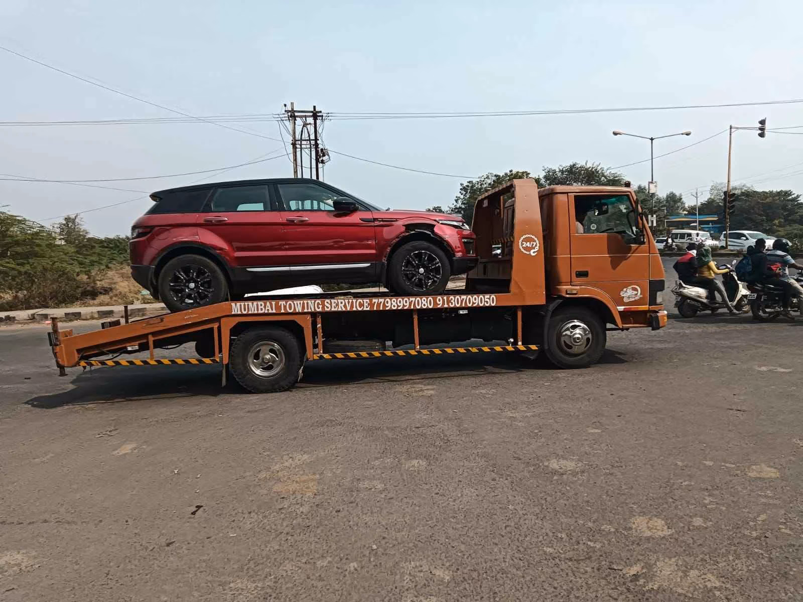 How to book car service with cars 24x7?