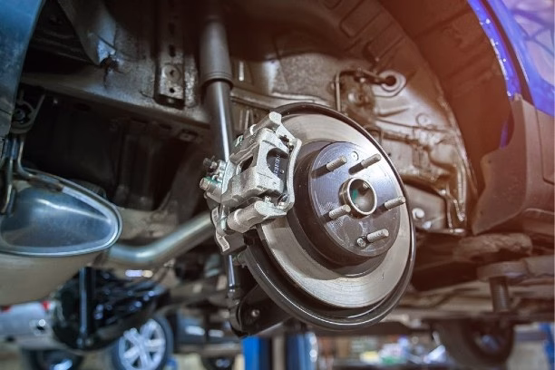 Who re-manufactures high-end brake calipers?