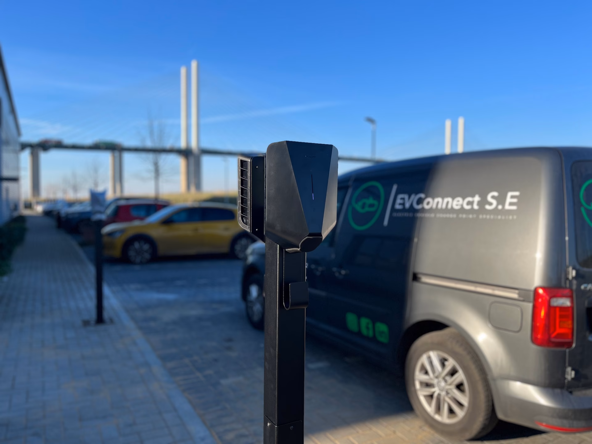 Are electric car charging points available in Kent?