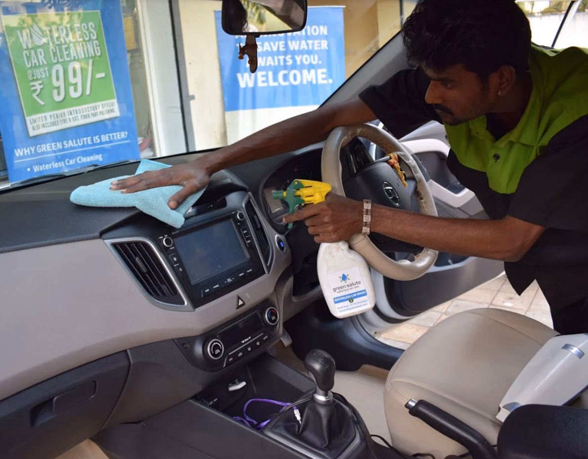 Why should you hire a mobile car cleaning service in Pune?