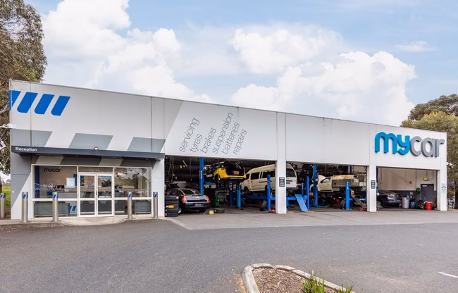 Who is five Starr detailing?