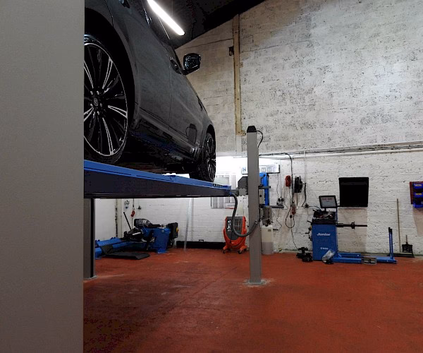 Who is grantfield garage?