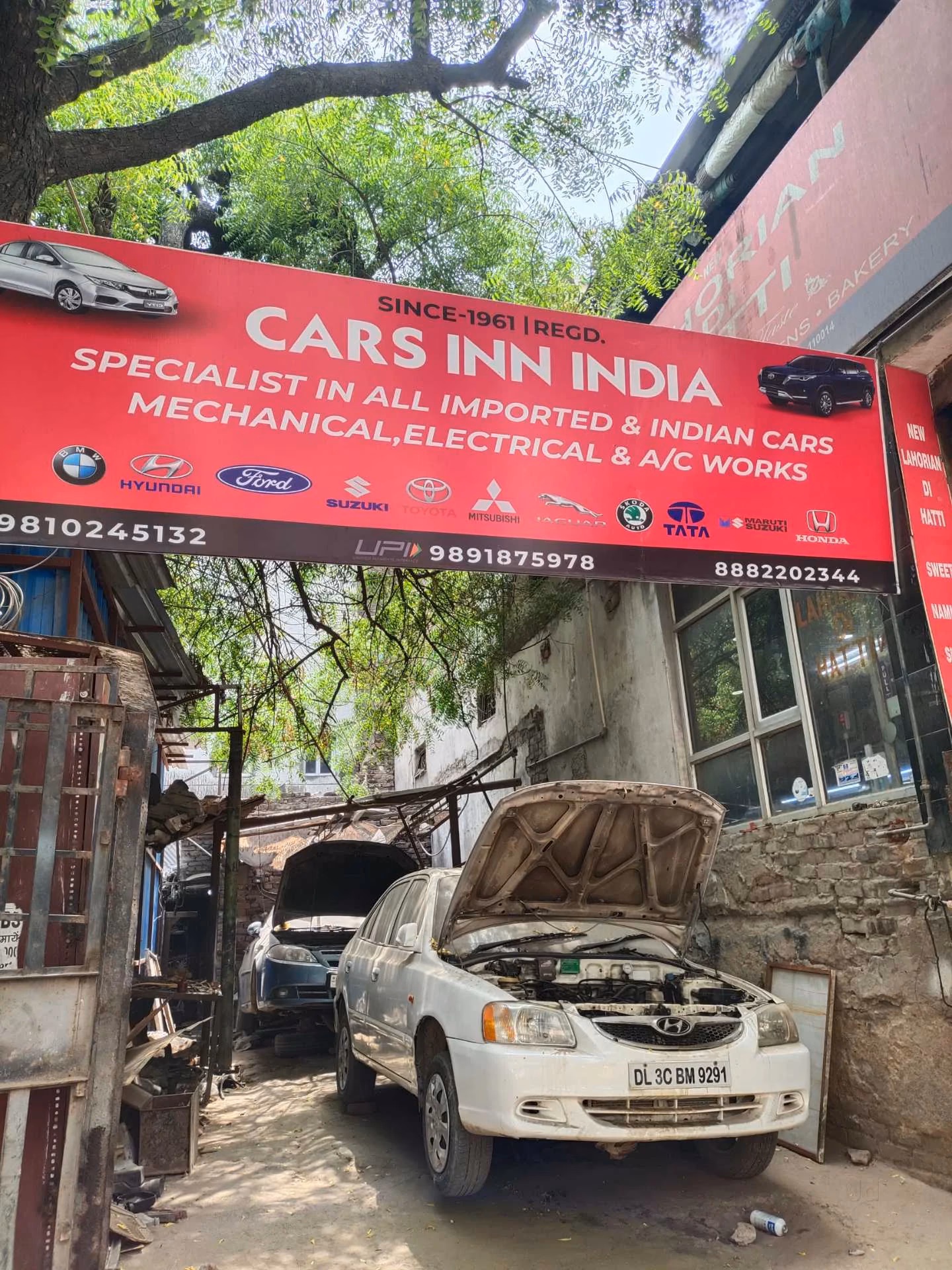 What services does car lockout offer?
