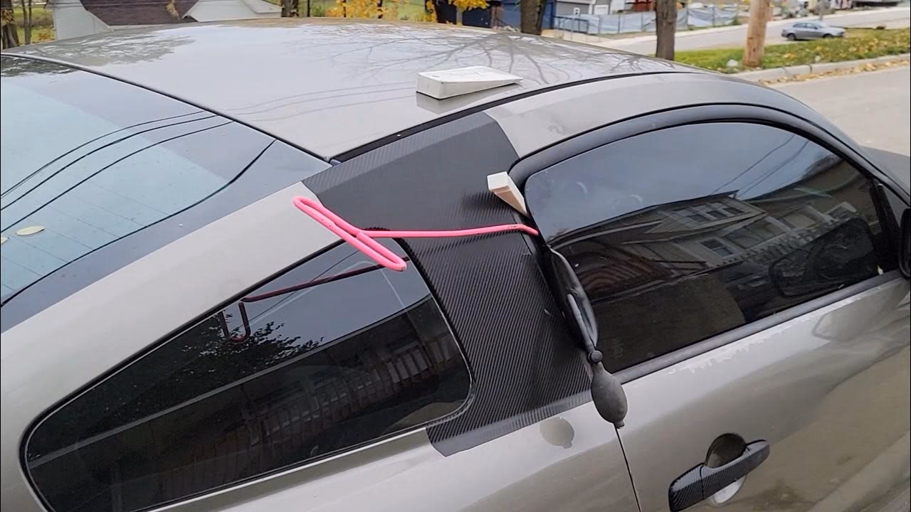 What is automotive locksmith service?