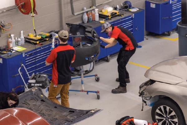 How many car maintenance jobs are there in the UK?