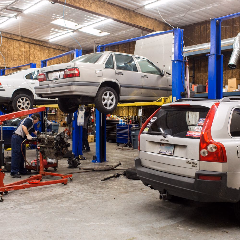 What services does Christian Brothers automotive Pflugerville offer?